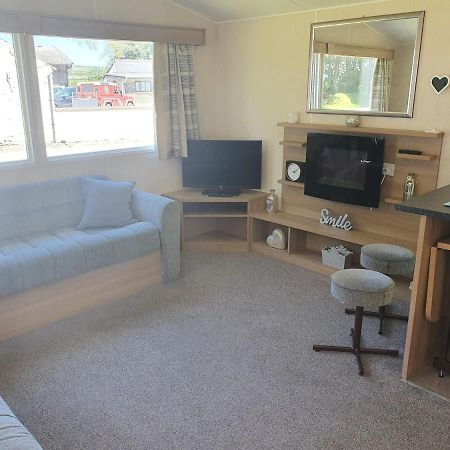 Blackmoor Farm - Caravan 3 Ludchurch Exterior foto